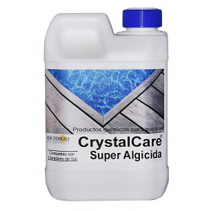 Súper Algicida CrystalCare concentrado para evitar y eliminar algas en piscinas. Botella 2 Lt.
